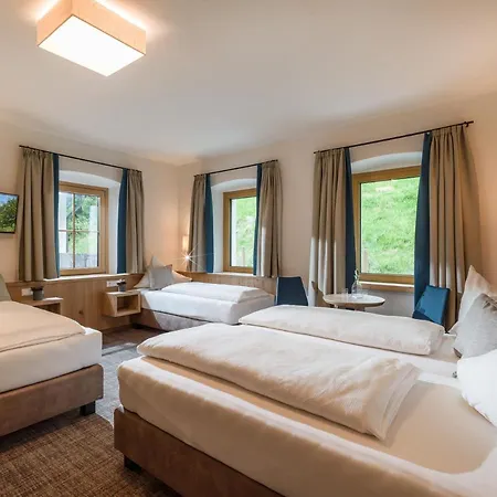 Alpen Glück Unterm Rain Garni, Self Check-in Inn