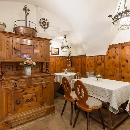 Herberg Alpen Glueck Unterm Rain Garni 4*