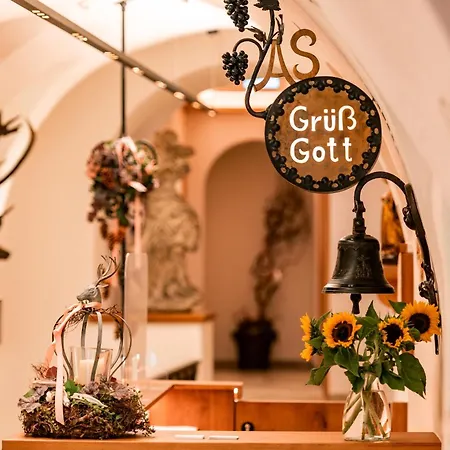 Alpen Glueck Unterm Rain Garni Han/Misafirhane Kirchberg in Tirol