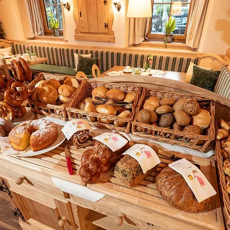 Herberg Alpen Glueck Unterm Rain Garni