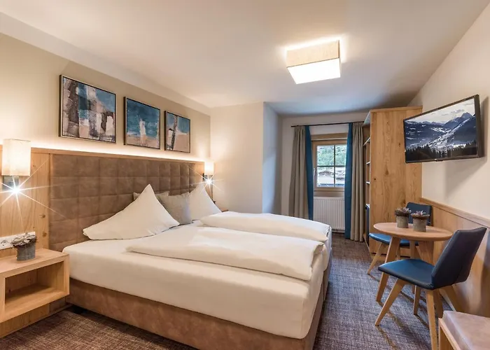 Alpen Glueck Unterm Rain Garni 4* קירשברג אין טירול