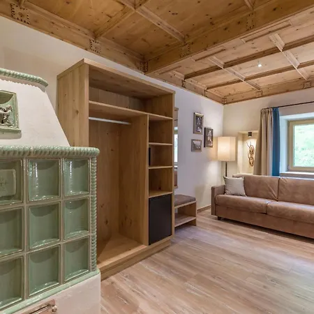 Mini-hôtel Alpen Glueck Unterm Rain Garni 4*