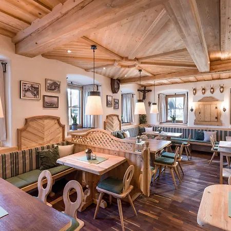 Mini-hôtel Alpen Glueck Unterm Rain Garni