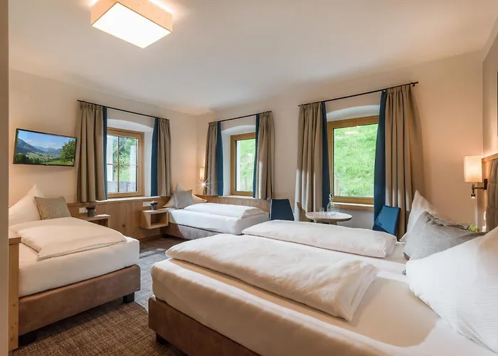 Alpen Glueck Unterm Rain Garni Inn