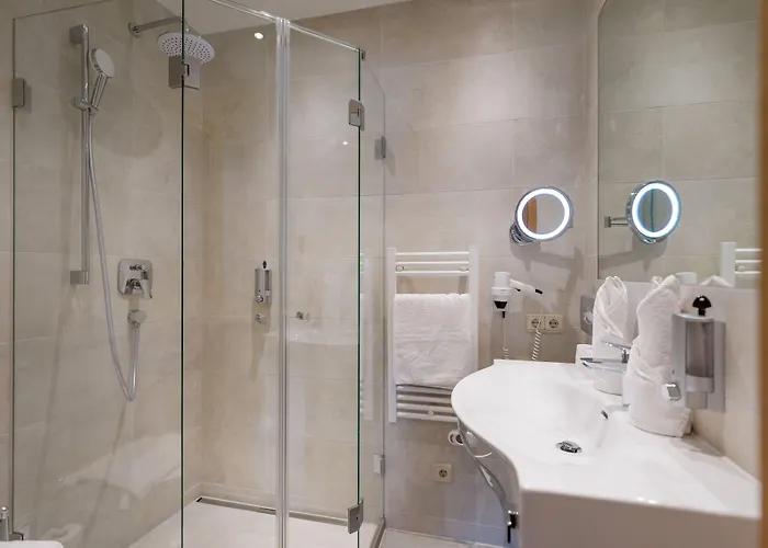 Alpen Glueck Unterm Rain Garni Fogadó 4*